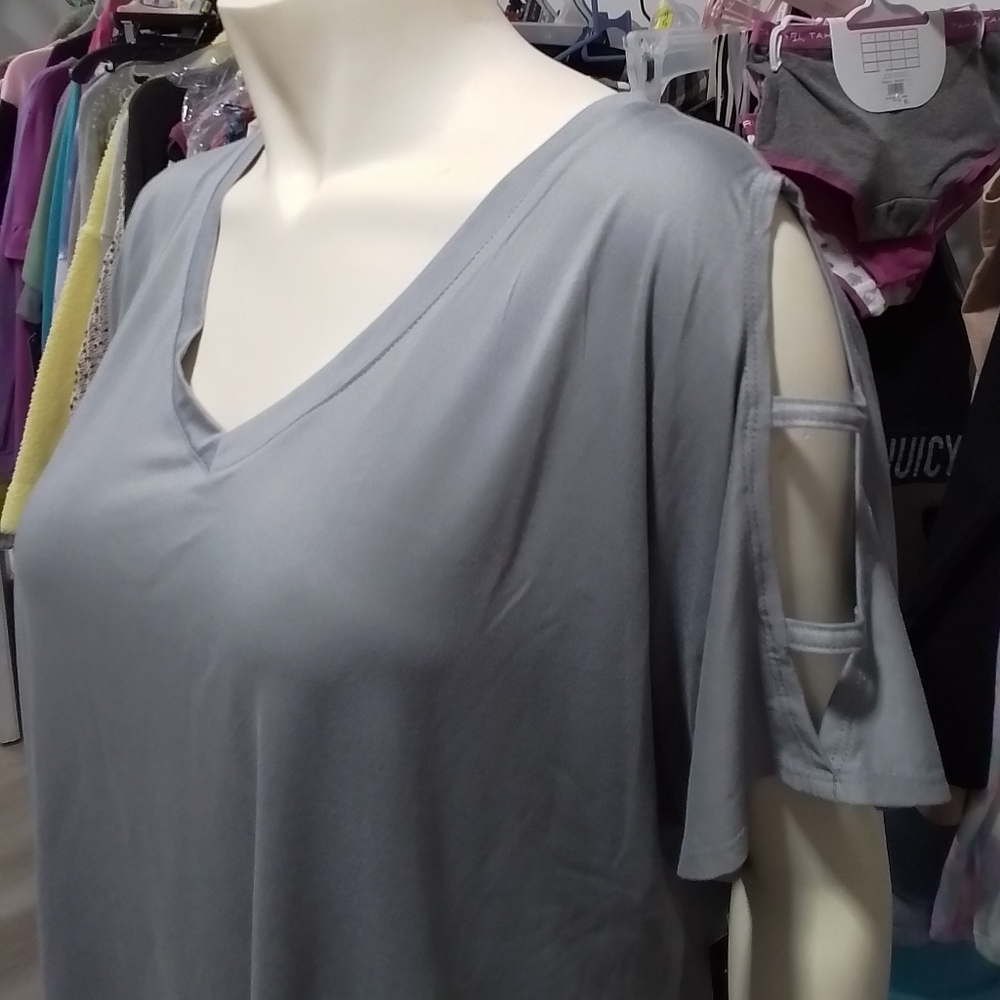 PLUS SIZE Ransom Collection Gray Plus Top NWT - Picture 8 of 8